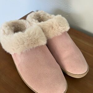 “My Slippers” Women’s Faux Fur Suede Slip On Slippers - Pink Size 9
